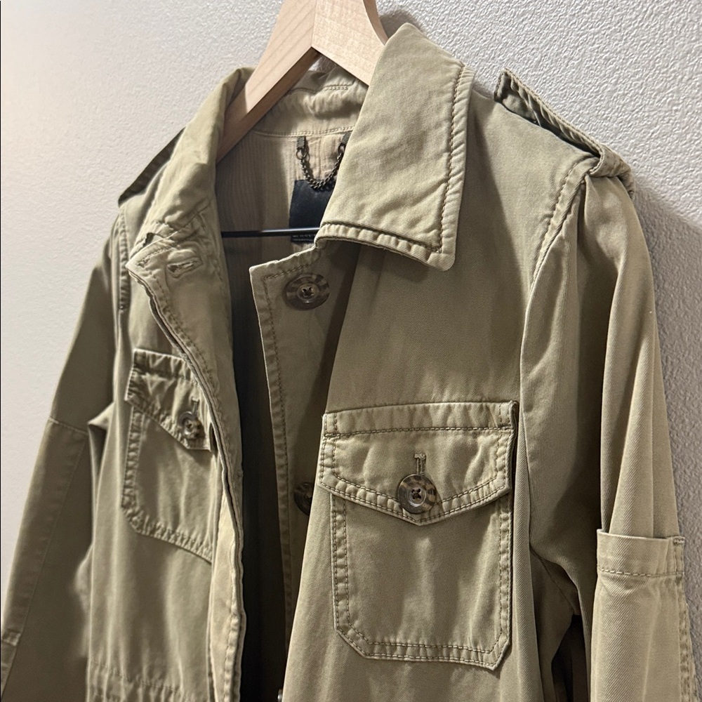 Banana Republic Khaki Green Utility Jacket; XS, Like New - Picture 4 of 9